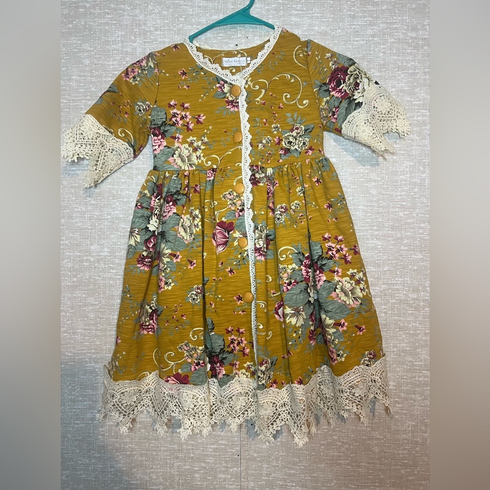 Girls fashion dress